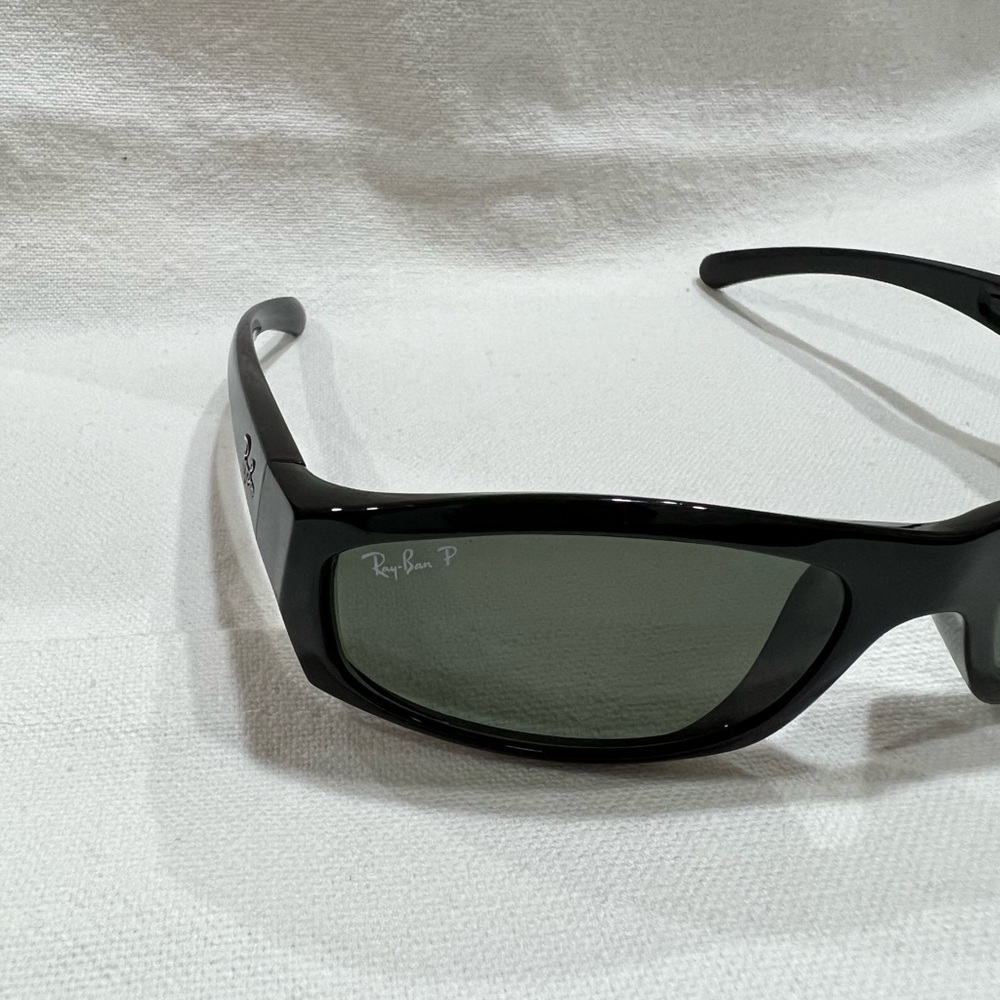 Ray Ban 4093 Polarized - Picture 6 of 11